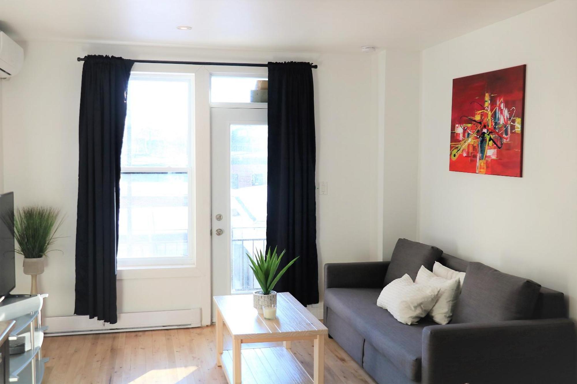 5-Star Prime Location - Bright Condo Montreal Bagian luar foto